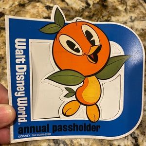 Disney Orange bird annual Passholder magnet